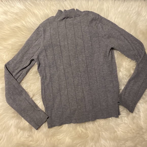 Belldini Grey Gray Long sleeve Turtle neck Shirt Women's Size Large - Picture 4 of 4